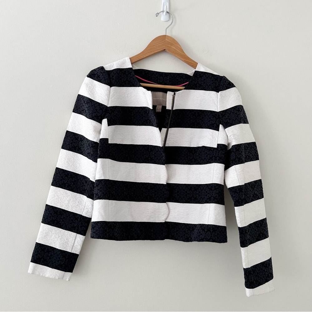 Banana Republic Black Woven Striped Scalloped Trim Career Blazer